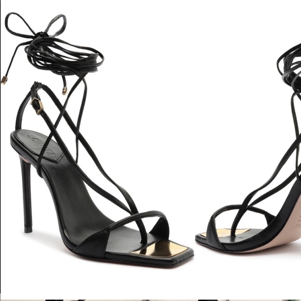Schutz Vikki sandala NEW $128